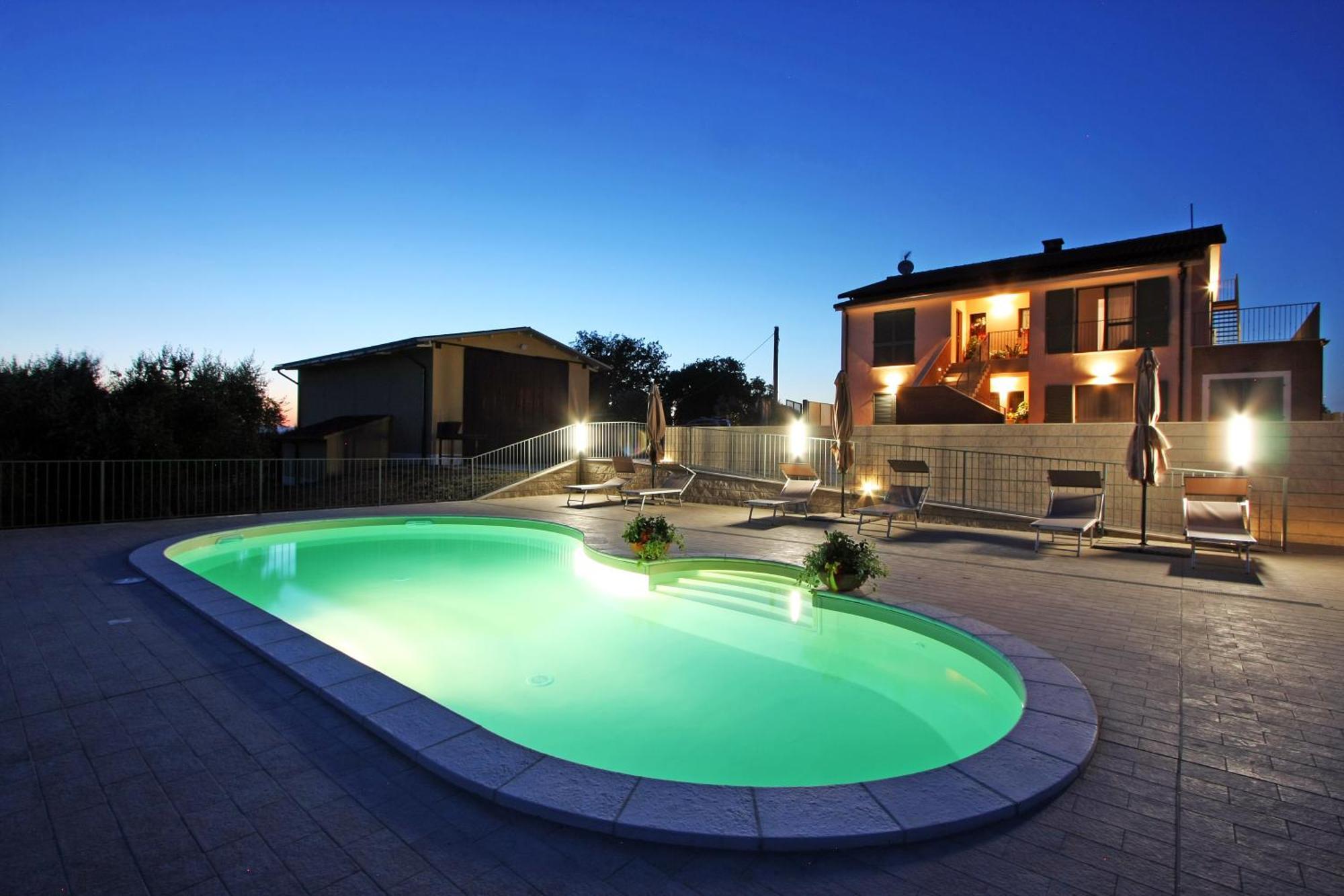 La Collina Del Girasole Villa Montecastrilli Екстериор снимка