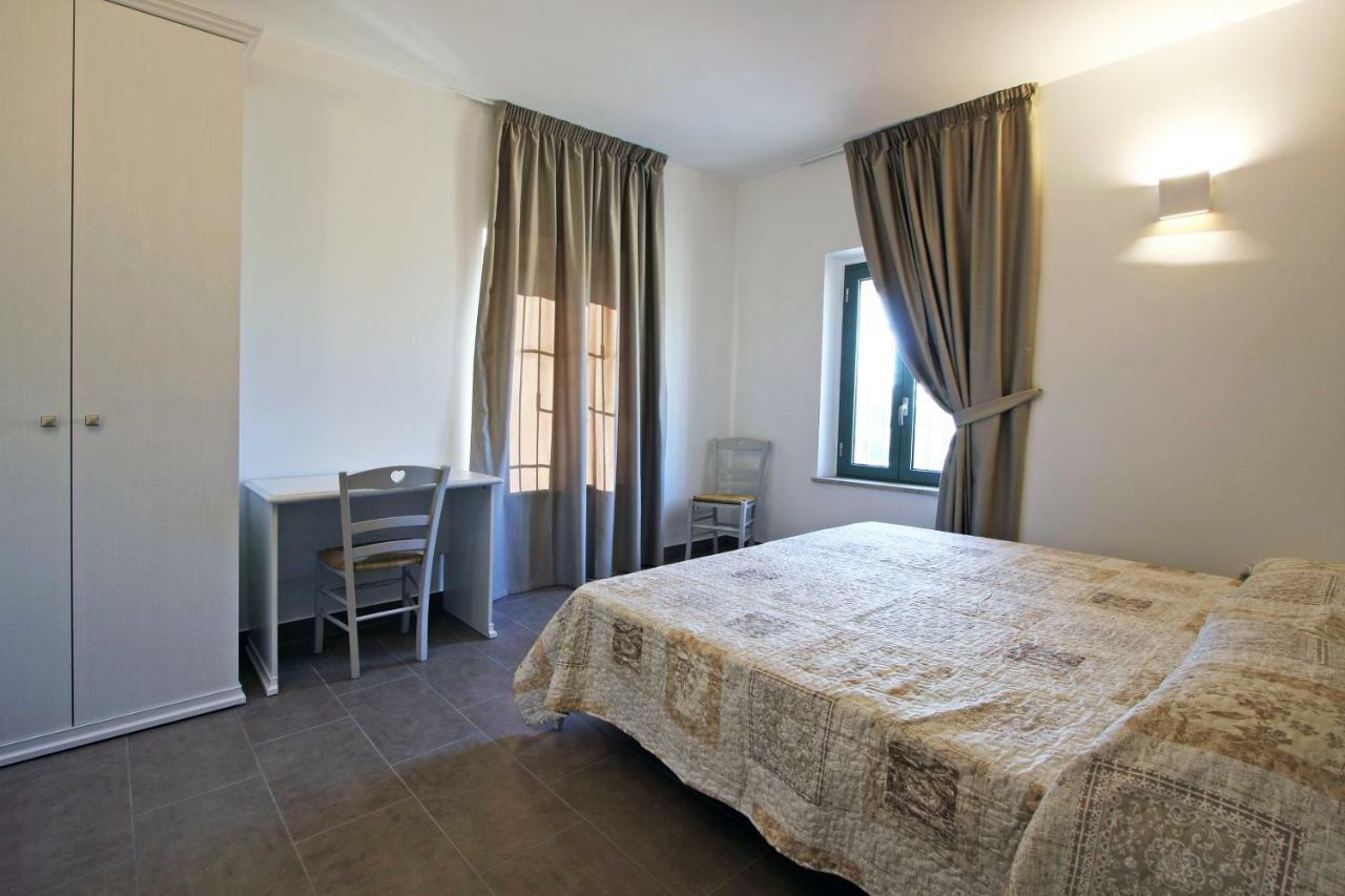 La Collina Del Girasole Villa Montecastrilli Екстериор снимка
